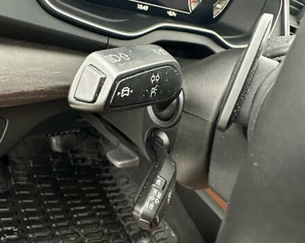 Черный Ауди Ку 5, объемом двигателя 1.97 л и пробегом 77 тыс. км за 43000 $, фото 15 на Automoto.ua