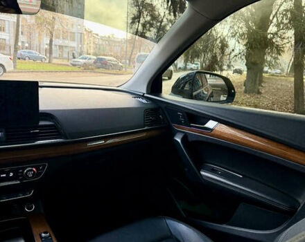 Чорний Ауді Ку 5, об'ємом двигуна 2 л та пробігом 99 тис. км за 33900 $, фото 16 на Automoto.ua