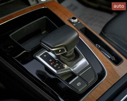 Чорний Ауді Ку 5, об'ємом двигуна 1.98 л та пробігом 92 тис. км за 38900 $, фото 27 на Automoto.ua