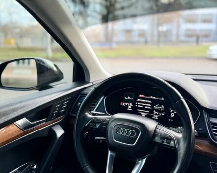 Черный Ауди Ку 5, объемом двигателя 0 л и пробегом 99 тыс. км за 33900 $, фото 22 на Automoto.ua