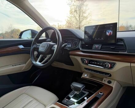 Чорний Ауді Ку 5, об'ємом двигуна 2 л та пробігом 28 тис. км за 22800 $, фото 10 на Automoto.ua