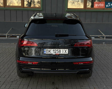 Черный Ауди Ку 5, объемом двигателя 1.98 л и пробегом 61 тыс. км за 37300 $, фото 22 на Automoto.ua