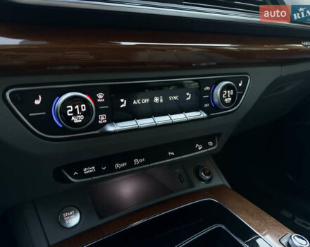 Черный Ауди Ку 5, объемом двигателя 1.98 л и пробегом 61 тыс. км за 37300 $, фото 60 на Automoto.ua