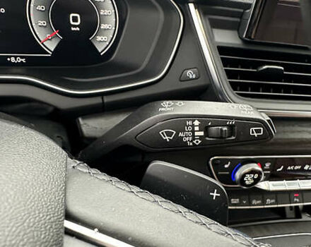 Черный Ауди Ку 5, объемом двигателя 1.97 л и пробегом 77 тыс. км за 43000 $, фото 14 на Automoto.ua