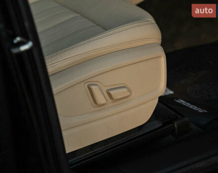 Чорний Ауді Ку 5, об'ємом двигуна 1.98 л та пробігом 46 тис. км за 42900 $, фото 35 на Automoto.ua