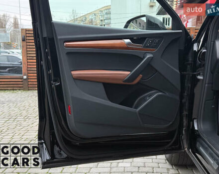 Чорний Ауді Ку 5, об'ємом двигуна 1.98 л та пробігом 49 тис. км за 33000 $, фото 15 на Automoto.ua