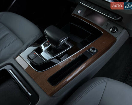 Черный Ауди Ку 5, объемом двигателя 1.98 л и пробегом 61 тыс. км за 37300 $, фото 46 на Automoto.ua