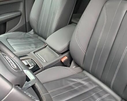 Черный Ауди Ку 5, объемом двигателя 0 л и пробегом 76 тыс. км за 34800 $, фото 5 на Automoto.ua