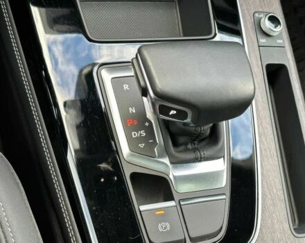 Черный Ауди Ку 5, объемом двигателя 2 л и пробегом 26 тыс. км за 10400 $, фото 12 на Automoto.ua