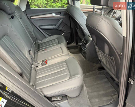 Черный Ауди Ку 5, объемом двигателя 1.98 л и пробегом 33 тыс. км за 44300 $, фото 16 на Automoto.ua