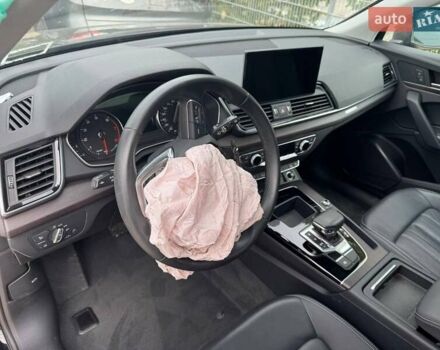 Черный Ауди Ку 5, объемом двигателя 2 л и пробегом 31 тыс. км за 24500 $, фото 12 на Automoto.ua