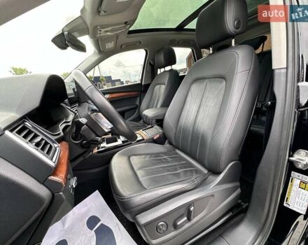 Чорний Ауді Ку 5, об'ємом двигуна 0 л та пробігом 130 тис. км за 29900 $, фото 20 на Automoto.ua