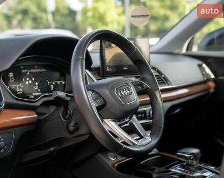 Чорний Ауді Ку 5, об'ємом двигуна 1.98 л та пробігом 92 тис. км за 38900 $, фото 20 на Automoto.ua