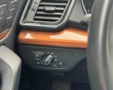 Чорний Ауді Ку 5, об'ємом двигуна 2 л та пробігом 53 тис. км за 26000 $, фото 9 на Automoto.ua