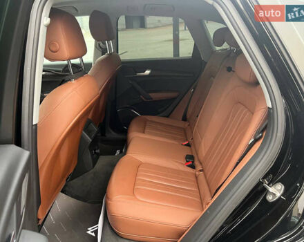 Черный Ауди Ку 5, объемом двигателя 1.97 л и пробегом 46 тыс. км за 42900 $, фото 17 на Automoto.ua