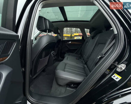 Черный Ауди Ку 5, объемом двигателя 2 л и пробегом 7 тыс. км за 37000 $, фото 48 на Automoto.ua