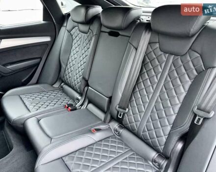 Чорний Ауді Ку 5, об'ємом двигуна 2 л та пробігом 22 тис. км за 60500 $, фото 7 на Automoto.ua