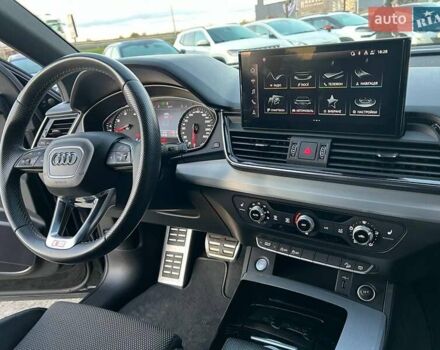 Черный Ауди Ку 5, объемом двигателя 2 л и пробегом 65 тыс. км за 38590 $, фото 42 на Automoto.ua