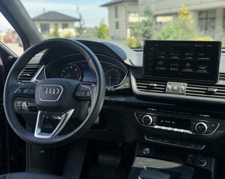 Черный Ауди Ку 5, объемом двигателя 2 л и пробегом 9 тыс. км за 36200 $, фото 5 на Automoto.ua