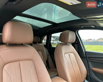 Черный Ауди Ку 5, объемом двигателя 2 л и пробегом 48 тыс. км за 33900 $, фото 28 на Automoto.ua