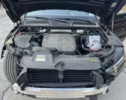 Черный Ауди Ку 5, объемом двигателя 2 л и пробегом 10 тыс. км за 20000 $, фото 5 на Automoto.ua