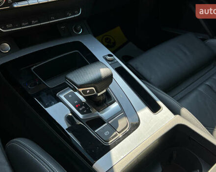 Чорний Ауді Ку 5, об'ємом двигуна 2 л та пробігом 32 тис. км за 33999 $, фото 13 на Automoto.ua