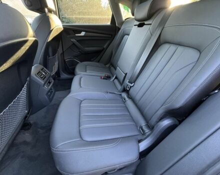 Черный Ауди Ку 5, объемом двигателя 2 л и пробегом 10 тыс. км за 20000 $, фото 7 на Automoto.ua