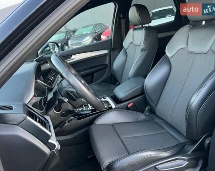 Черный Ауди Ку 5, объемом двигателя 2 л и пробегом 65 тыс. км за 38590 $, фото 18 на Automoto.ua