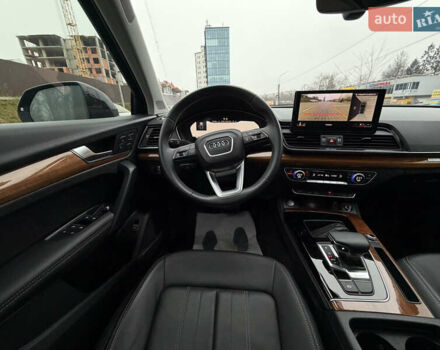 Черный Ауди Ку 5, объемом двигателя 2 л и пробегом 7 тыс. км за 37000 $, фото 47 на Automoto.ua