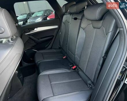 Черный Ауди Ку 5, объемом двигателя 2 л и пробегом 65 тыс. км за 38590 $, фото 37 на Automoto.ua