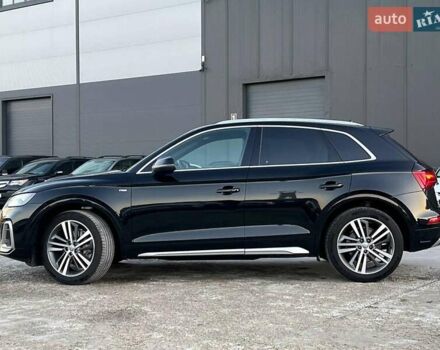 Черный Ауди Ку 5, объемом двигателя 2 л и пробегом 65 тыс. км за 38590 $, фото 3 на Automoto.ua