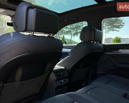 Чорний Ауді Ку 5, об'ємом двигуна 2 л та пробігом 32 тис. км за 33999 $, фото 16 на Automoto.ua