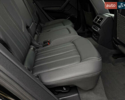 Черный Ауди Ку 5, объемом двигателя 2 л и пробегом 7 тыс. км за 37000 $, фото 40 на Automoto.ua