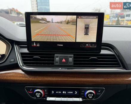 Черный Ауди Ку 5, объемом двигателя 2 л и пробегом 7 тыс. км за 37000 $, фото 32 на Automoto.ua