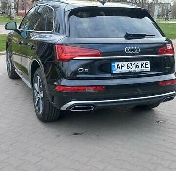Черный Ауди Ку 5, объемом двигателя 2 л и пробегом 40 тыс. км за 32500 $, фото 6 на Automoto.ua