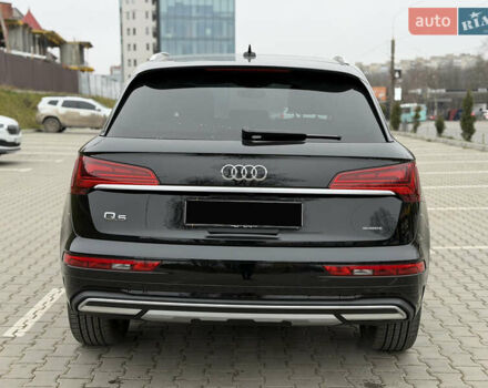 Черный Ауди Ку 5, объемом двигателя 2 л и пробегом 7 тыс. км за 37000 $, фото 5 на Automoto.ua