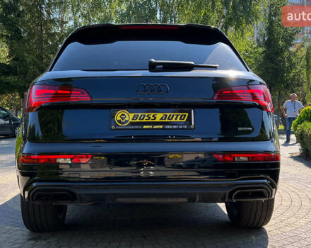 Чорний Ауді Ку 5, об'ємом двигуна 2 л та пробігом 32 тис. км за 33999 $, фото 5 на Automoto.ua