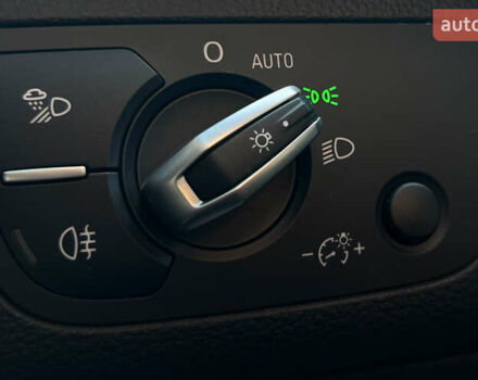 Чорний Ауді Ку 5, об'ємом двигуна 2 л та пробігом 32 тис. км за 33999 $, фото 10 на Automoto.ua