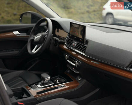 Черный Ауди Ку 5, объемом двигателя 2 л и пробегом 7 тыс. км за 37000 $, фото 35 на Automoto.ua