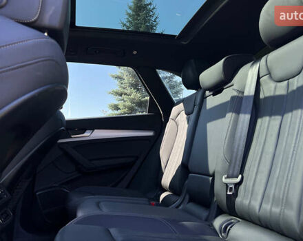 Чорний Ауді Ку 5, об'ємом двигуна 2 л та пробігом 32 тис. км за 33999 $, фото 15 на Automoto.ua