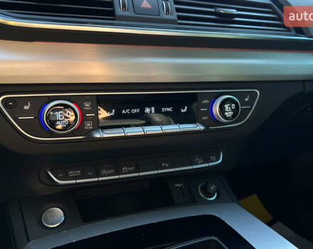 Чорний Ауді Ку 5, об'ємом двигуна 2 л та пробігом 32 тис. км за 33999 $, фото 14 на Automoto.ua