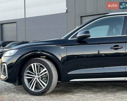 Черный Ауди Ку 5, объемом двигателя 2 л и пробегом 65 тыс. км за 38590 $, фото 2 на Automoto.ua