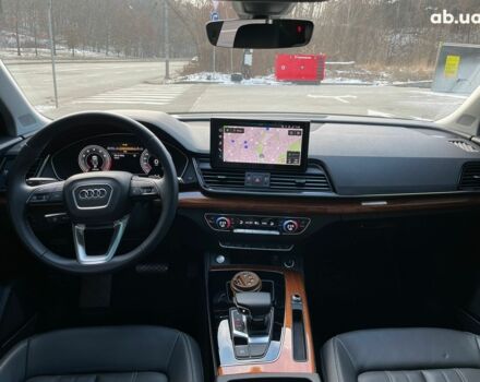 Черный Ауди Ку 5, объемом двигателя 2 л и пробегом 60 тыс. км за 39990 $, фото 27 на Automoto.ua