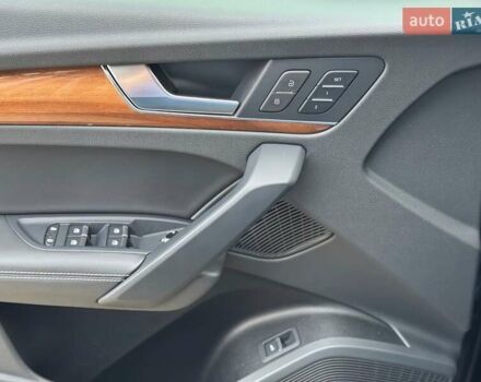 Черный Ауди Ку 5, объемом двигателя 2 л и пробегом 18 тыс. км за 22000 $, фото 6 на Automoto.ua