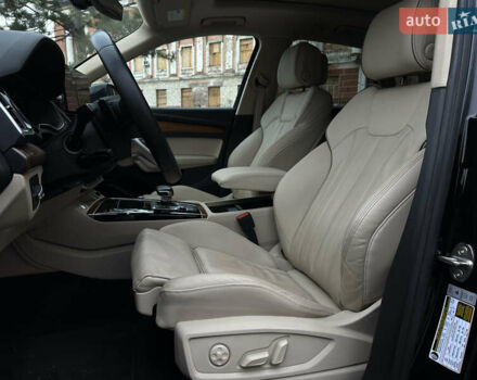 Черный Ауди Ку 5, объемом двигателя 2 л и пробегом 28 тыс. км за 46999 $, фото 31 на Automoto.ua