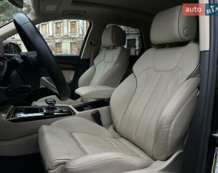 Черный Ауди Ку 5, объемом двигателя 2 л и пробегом 28 тыс. км за 46999 $, фото 32 на Automoto.ua