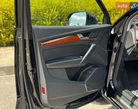 Ауди Ку 5 2023 в Киеве на Automoto.ua Черный Ауди Ку 5, объемом двигателя 1.98 л и пробегом 21 тыс. км за 36000 $, фото 12 на Automoto.ua