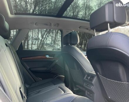 Черный Ауди Ку 5, объемом двигателя 2 л и пробегом 60 тыс. км за 39990 $, фото 30 на Automoto.ua