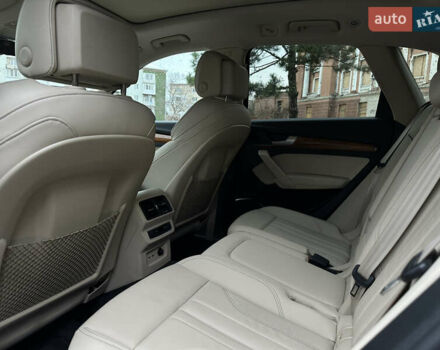 Черный Ауди Ку 5, объемом двигателя 2 л и пробегом 28 тыс. км за 46999 $, фото 39 на Automoto.ua