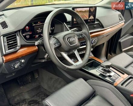 Ауди Ку 5 2023 в Киеве на Automoto.ua Черный Ауди Ку 5, объемом двигателя 1.98 л и пробегом 8 тыс. км за 39990 $, фото 20 на Automoto.ua